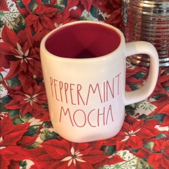 Rae Dunn PEPPERMINT MOCHA 16 Ounce Christmas Mug - Picture 3 of 8